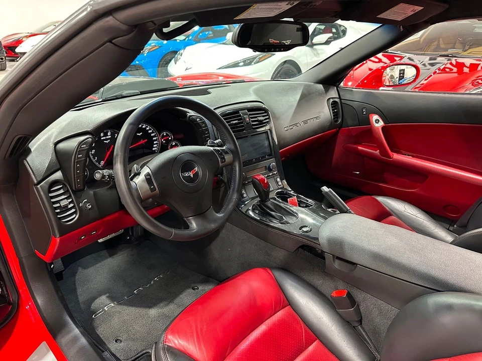 2010 Chevrolet Corvette C6 Grand Sport - Image 17 of 21