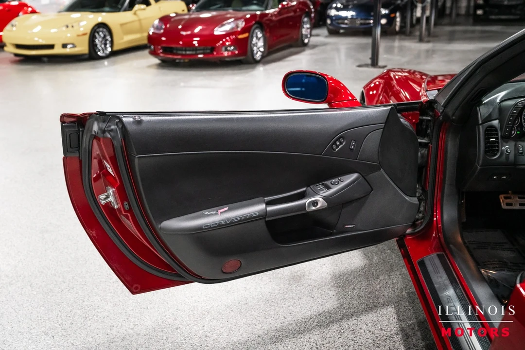 2010 Chevrolet Corvette C6 Grand Sport - Image 17 of 31