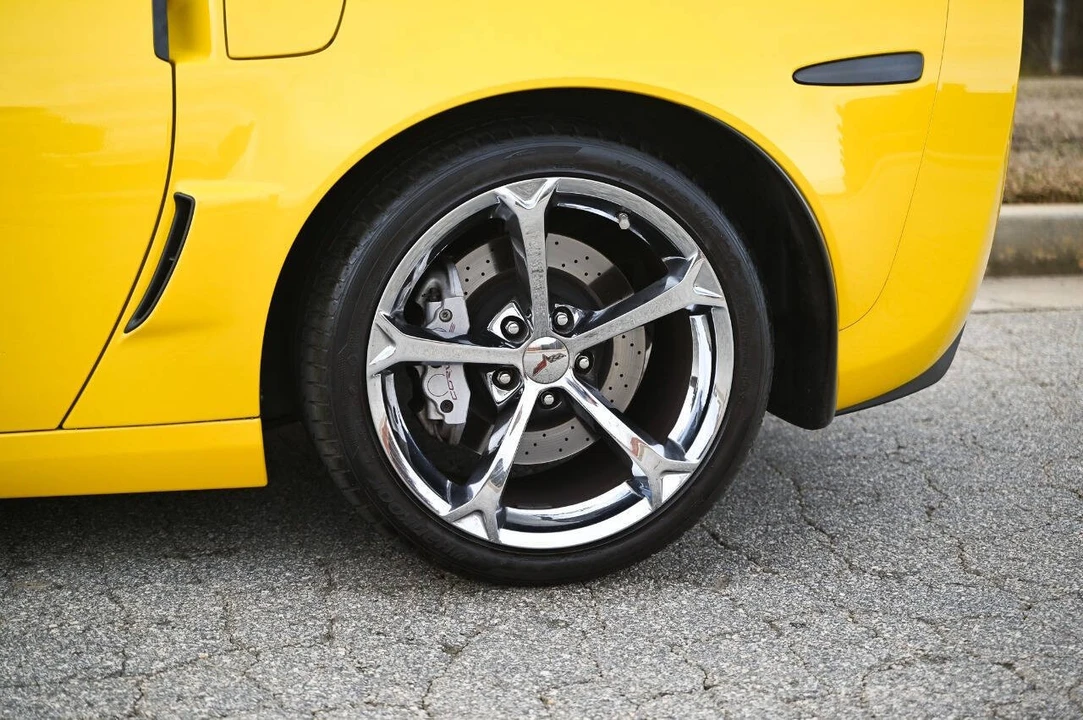 2010 Chevrolet Corvette C6 - Image 10 of 21