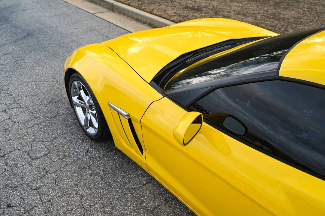 2010 Chevrolet Corvette C6 - Image 15 of 21