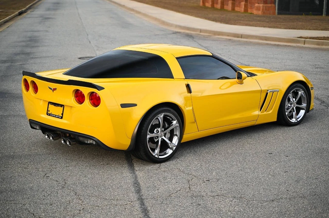 2010 Chevrolet Corvette C6 - Image 2 of 21