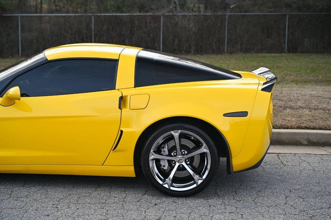 2010 Chevrolet Corvette C6 - Image 9 of 21
