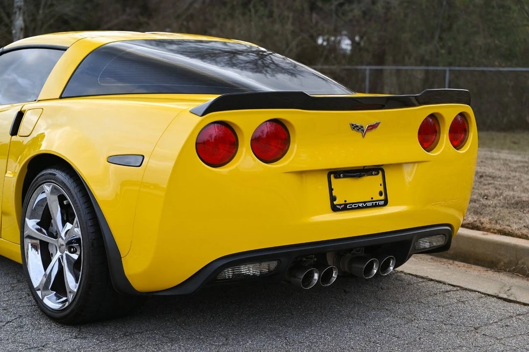 2010 Chevrolet Corvette C6 - Image 17 of 21