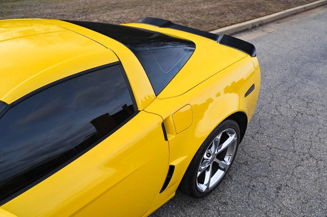 2010 Chevrolet Corvette C6 - Image 14 of 21