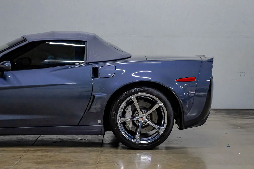 2010 Chevrolet Corvette C6 - Image 19 of 21