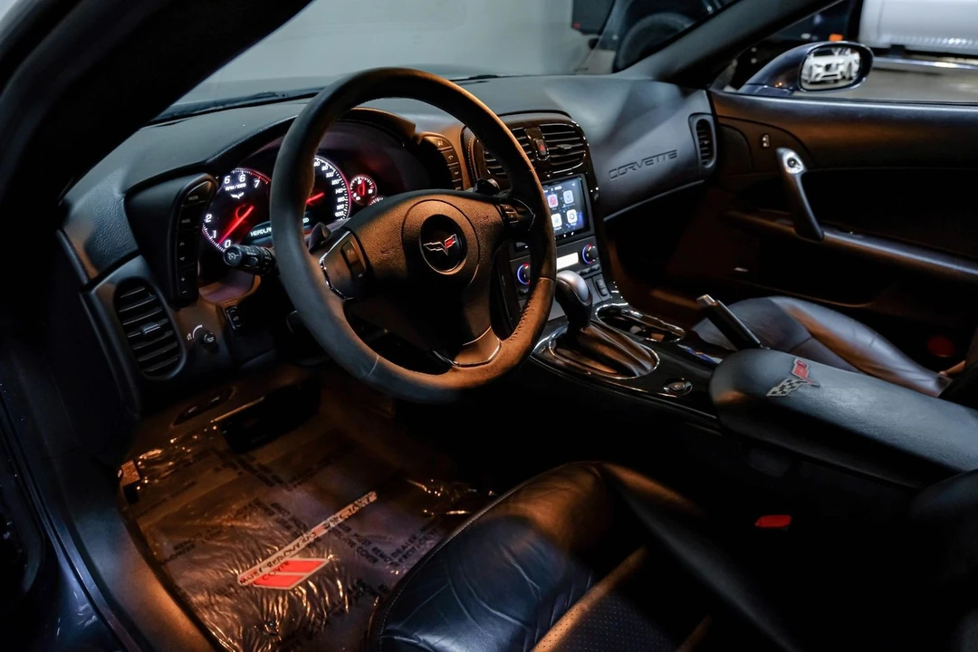 2010 Chevrolet Corvette C6 - Image 3 of 21