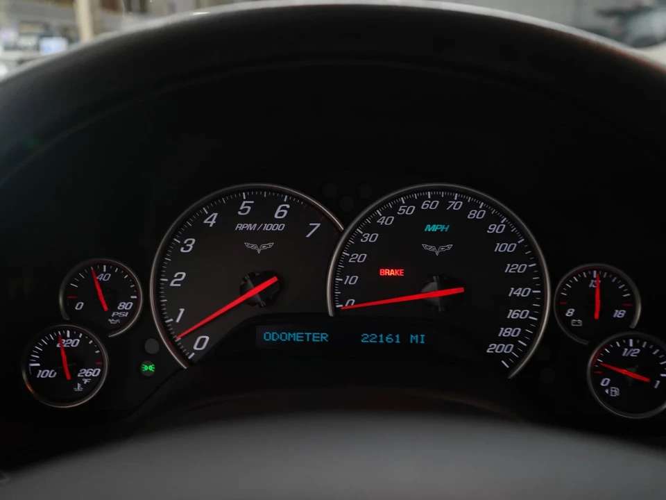 2010 Chevrolet Corvette C6 Grand Sport - Image 25 of 29
