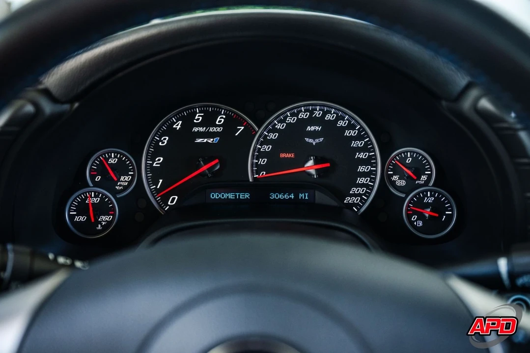 2010 Chevrolet Corvette C6 ZR1 - Image 10 of 12