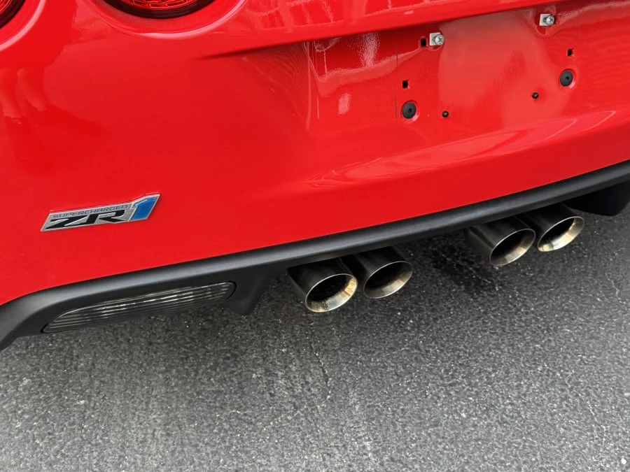 2010 Chevrolet Corvette C6 ZR1 - Image 6 of 15