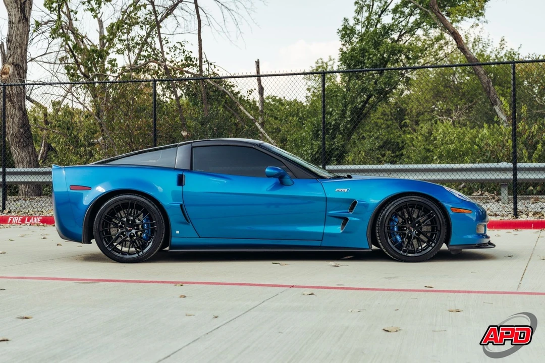 2010 Chevrolet Corvette C6 ZR1 - Image 10 of 12