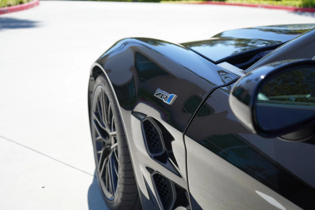 2010 Chevrolet Corvette C6 ZR1 - Image 31 of 31