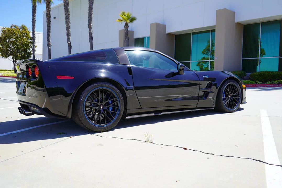2010 Chevrolet Corvette C6 ZR1 - Image 18 of 31