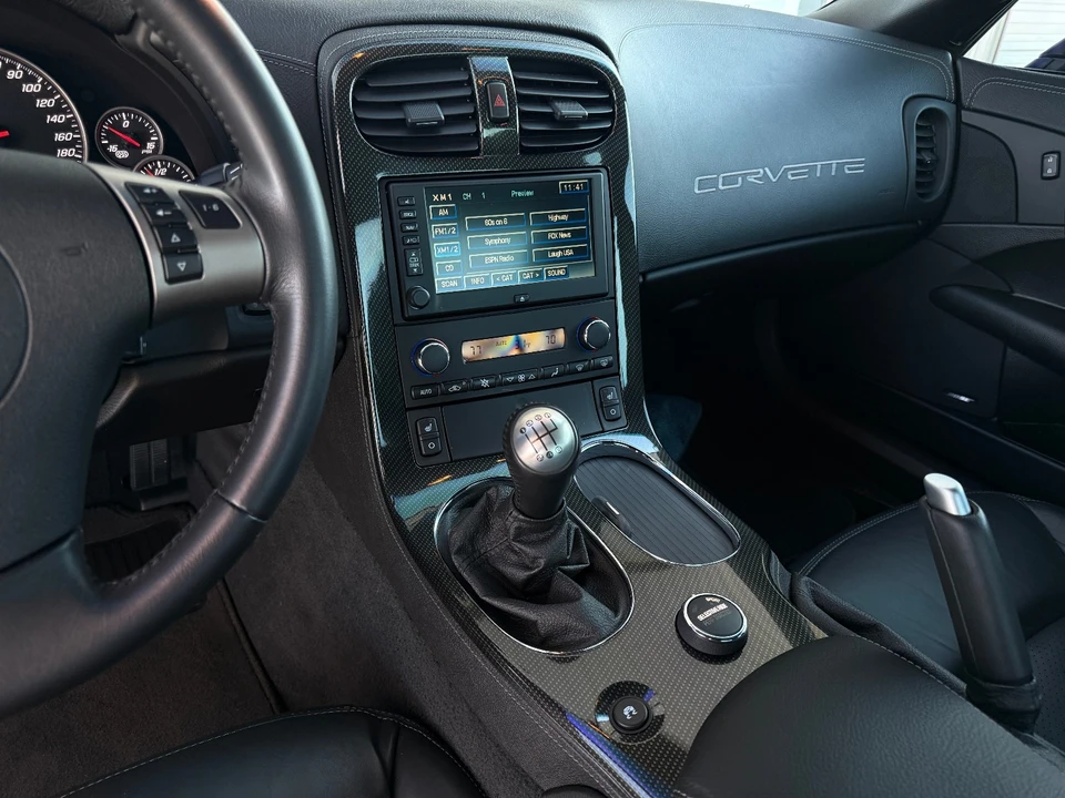 2010 Chevrolet - Image 24 of 31