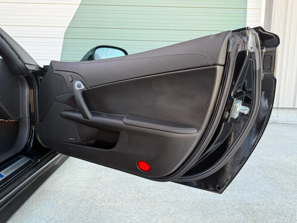 2010 Chevrolet - Image 27 of 31