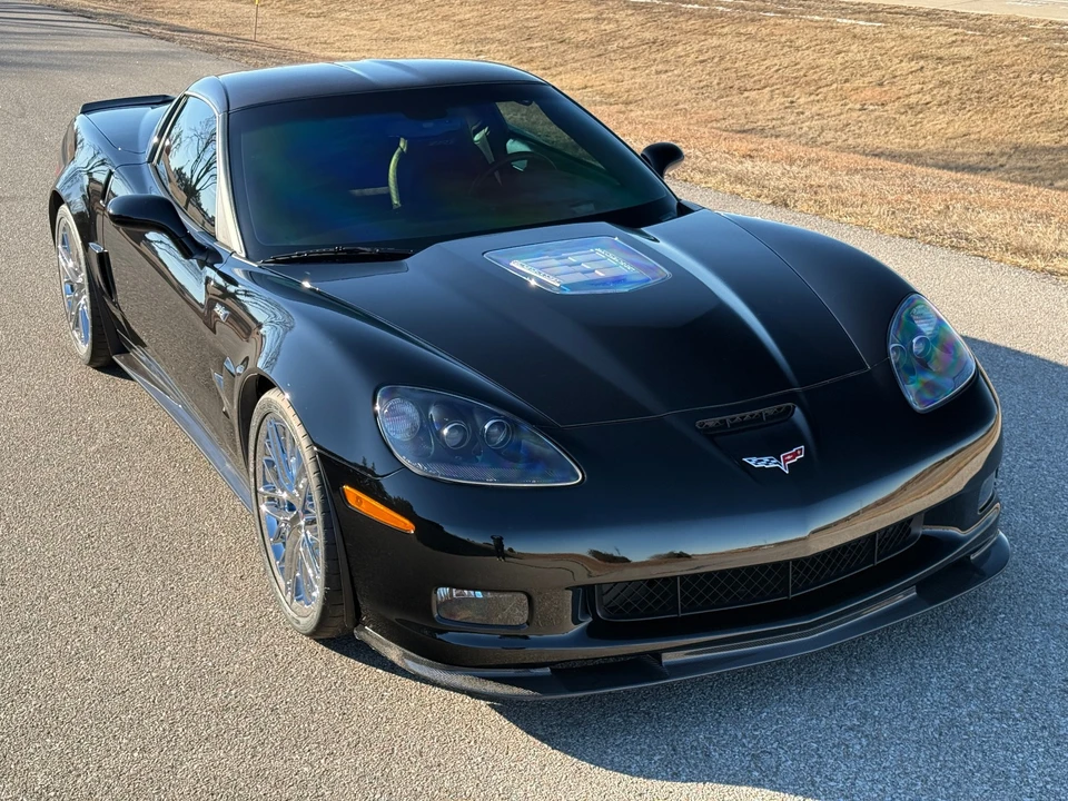 2010 Chevrolet - Image 13 of 31