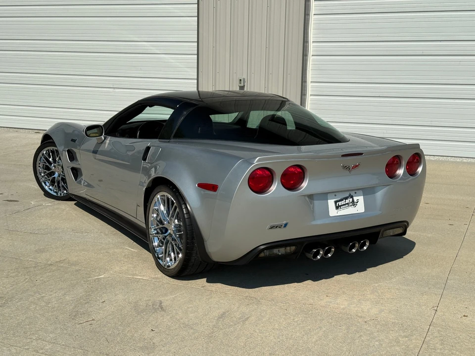 2010 Chevrolet Corvette C6 ZR1 - Image 4 of 31