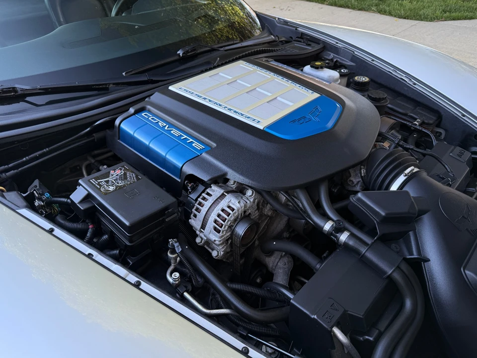 2010 Chevrolet Corvette C6 ZR1 - Image 28 of 31