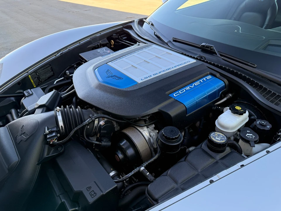 2010 Chevrolet Corvette C6 ZR1 - Image 29 of 31