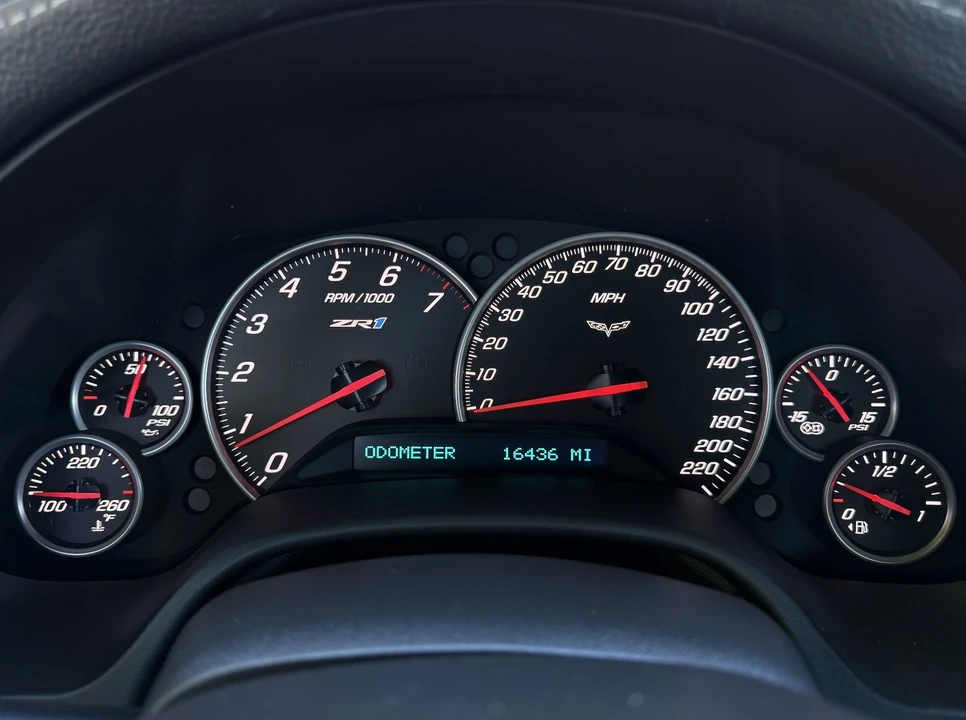 2010 Chevrolet Corvette C6 ZR1 - Image 15 of 31