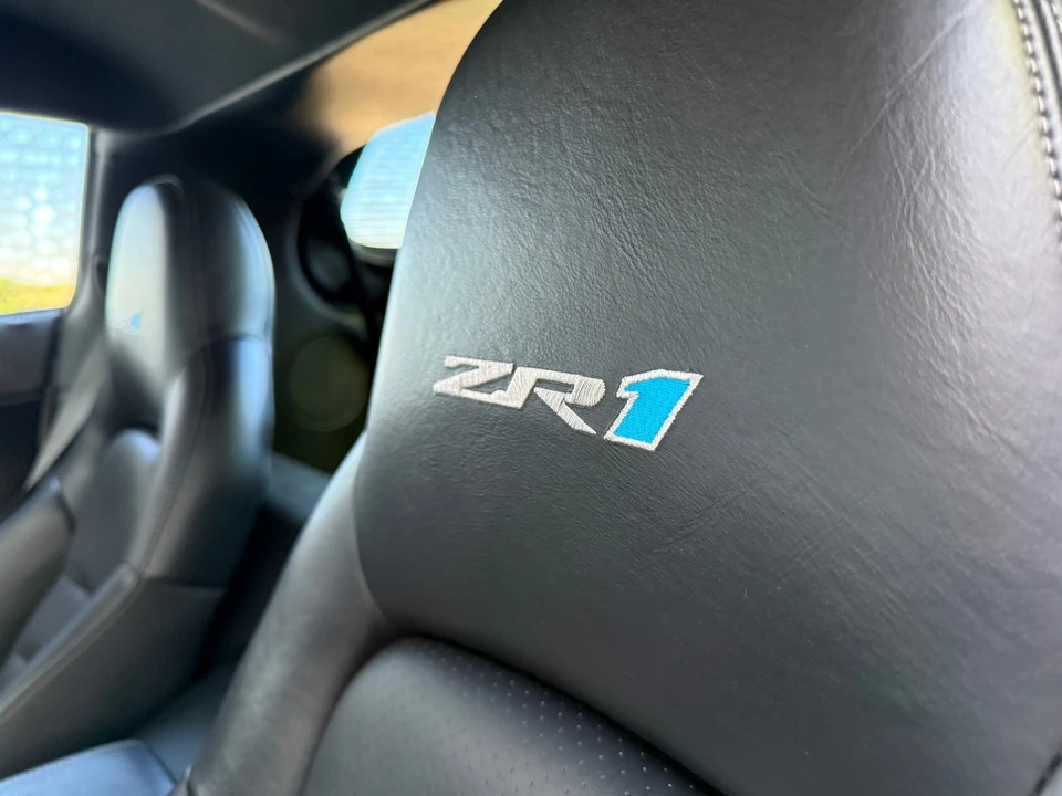 2010 Chevrolet Corvette C6 ZR1 - Image 12 of 31