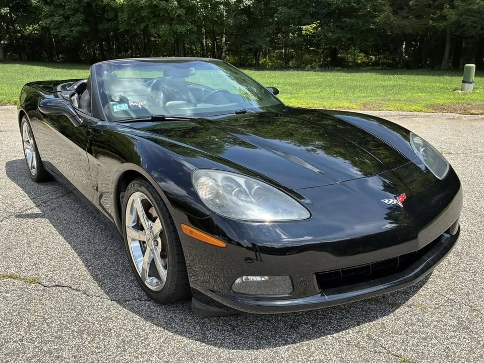 2010 Chevrolet Corvette C6 - Image 3 of 12