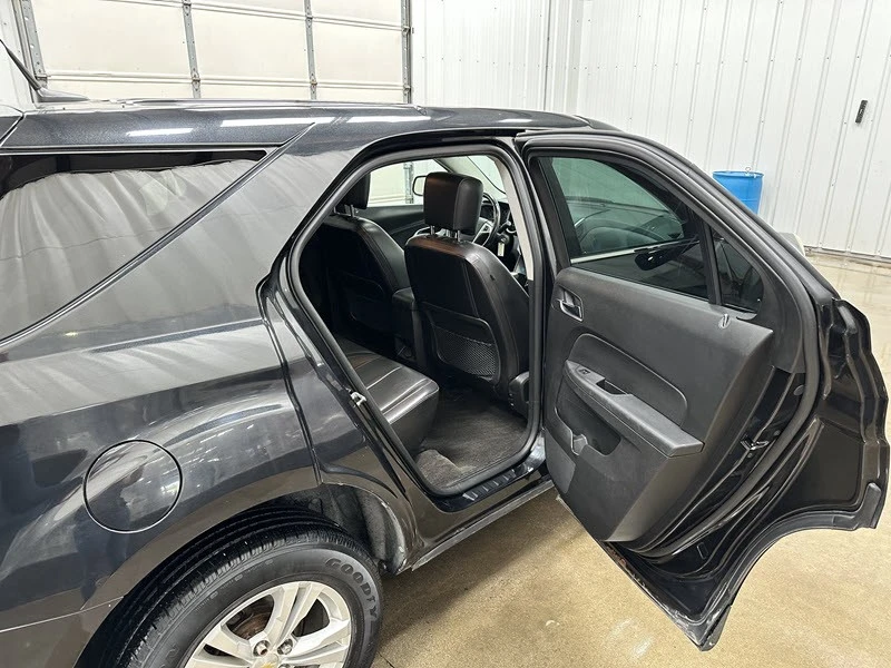 2010 Chevrolet Equinox - Image 16 of 21