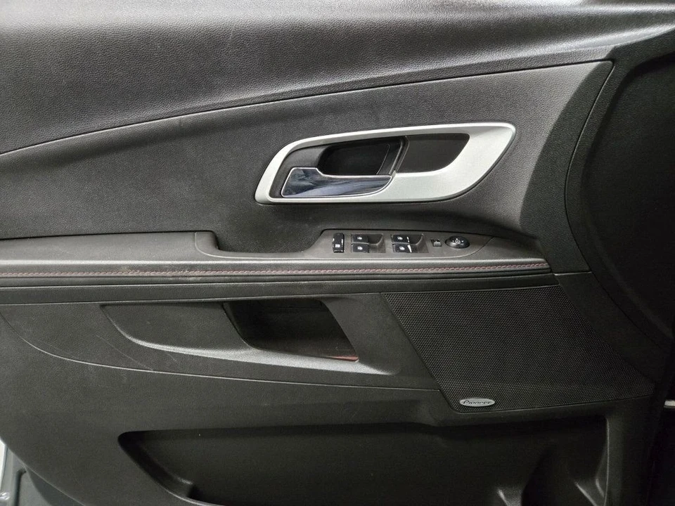 2010 Chevrolet Equinox - Image 13 of 20