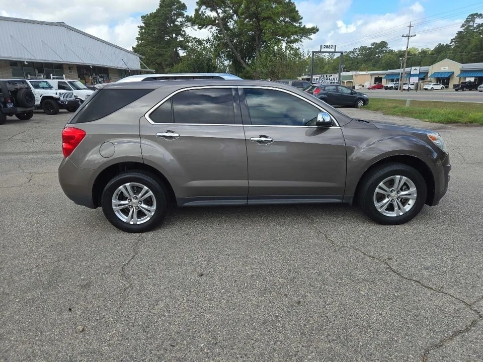 2010 Chevrolet Equinox - Image 5 of 17