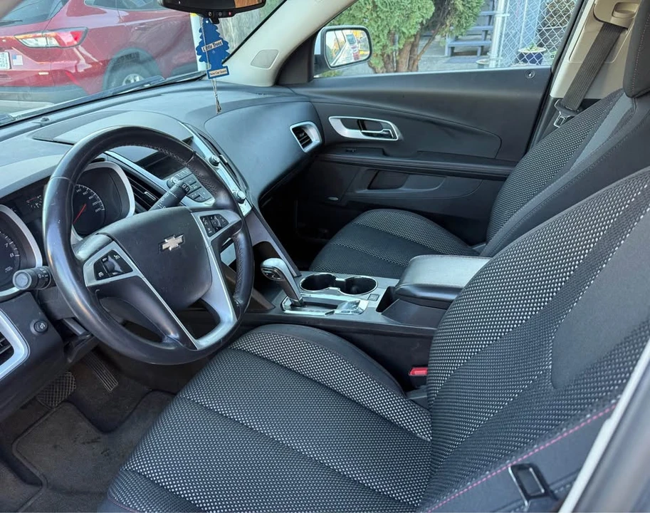 2010 Chevrolet Equinox - Image 3 of 6