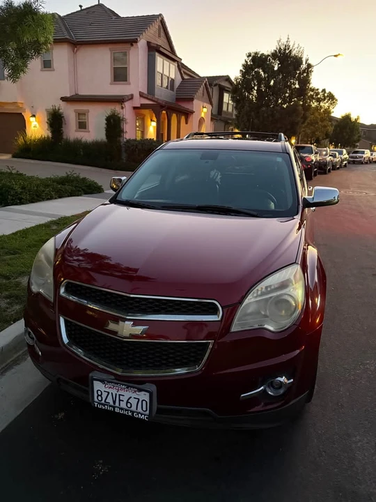 2010 Chevrolet Equinox - Image 2 of 4