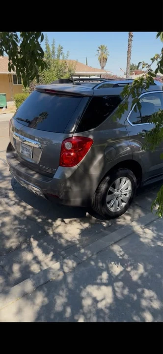 2010 Chevrolet Equinox - Image 2 of 9