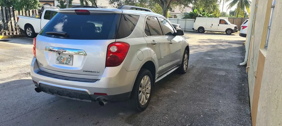 2010 Chevrolet Equinox - Image 3 of 6