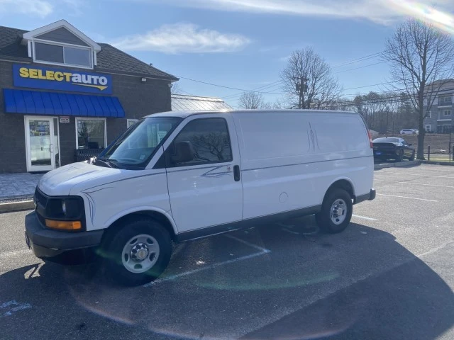 2010 Chevrolet Express - Image 8 of 21