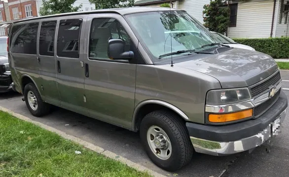 2010 Chevrolet Express G2500 LT