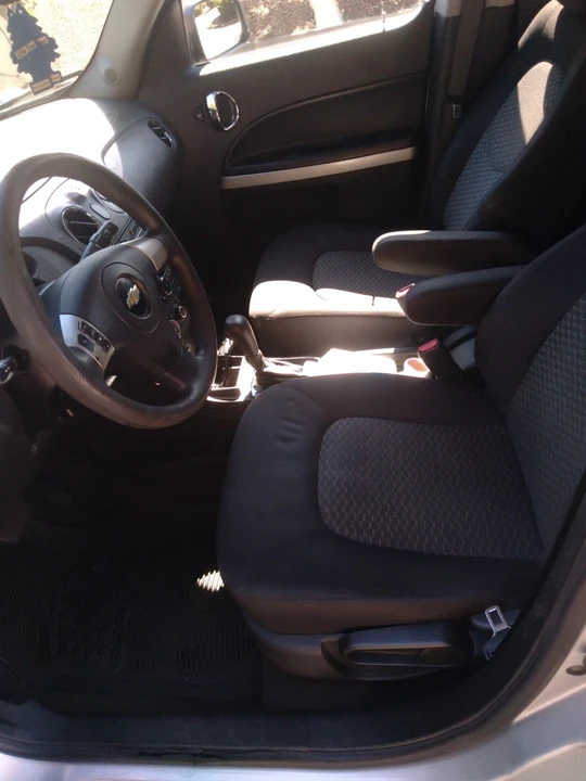 2010 Chevrolet HHR - Image 7 of 9