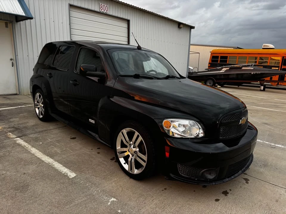 2010 Chevrolet HHR - Image 2 of 11