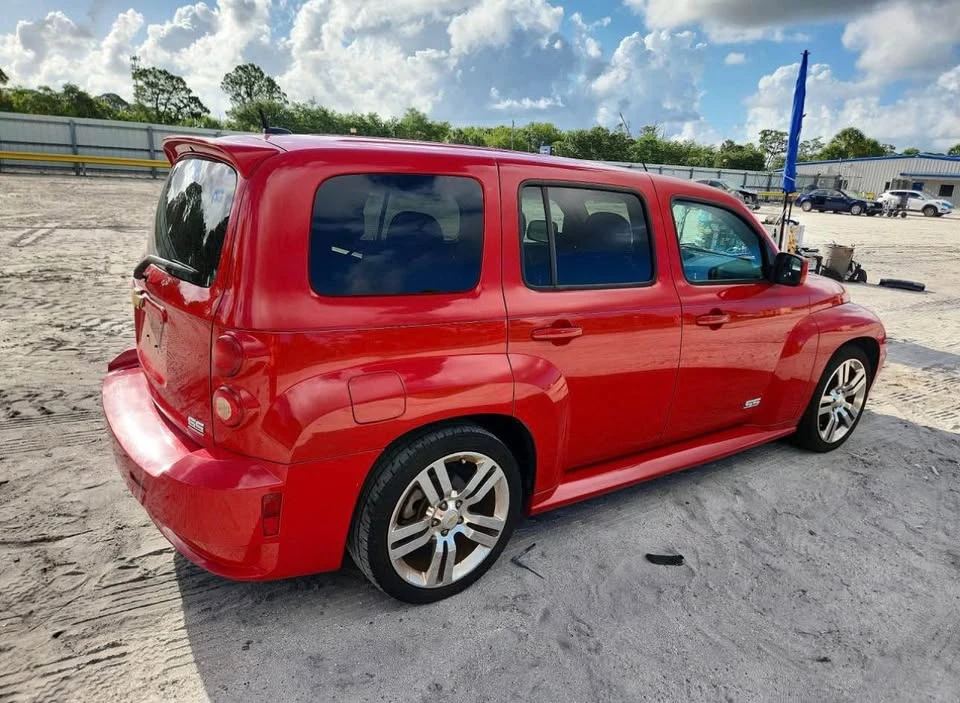 2010 Chevrolet HHR - Image 2 of 2