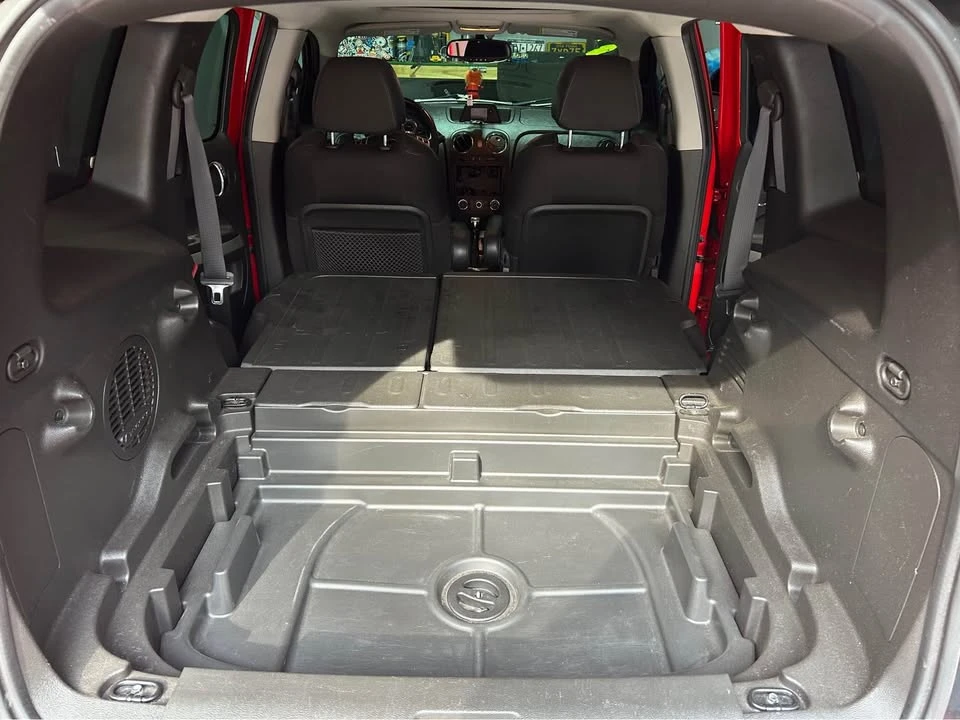 2010 Chevrolet HHR - Image 9 of 18