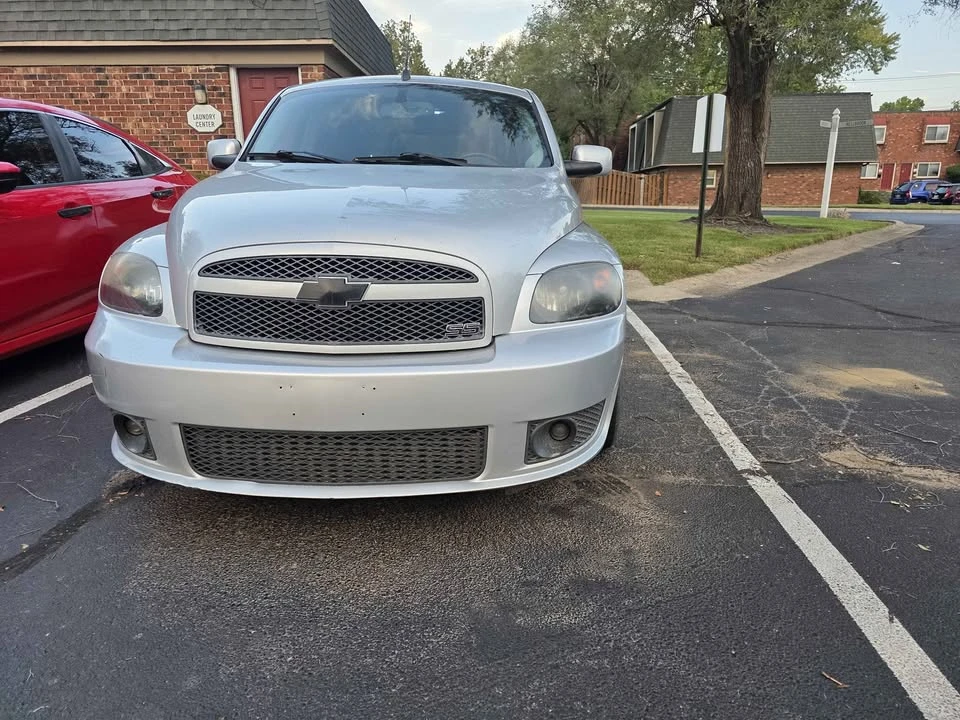 2010 Chevrolet HHR - Image 2 of 6
