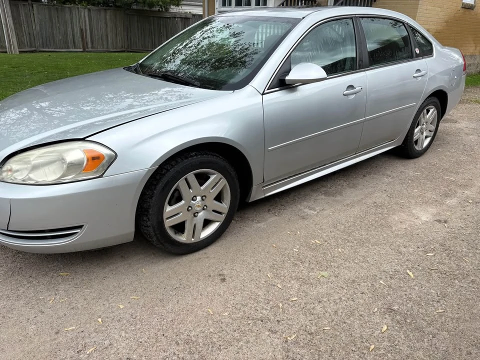 2010 Chevrolet Impala 9th Gen - Image 4 of 13