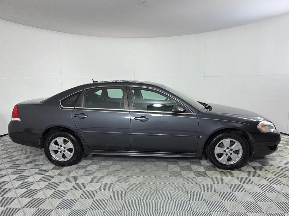 2010 Chevrolet Impala 9th Gen - Image 4 of 12