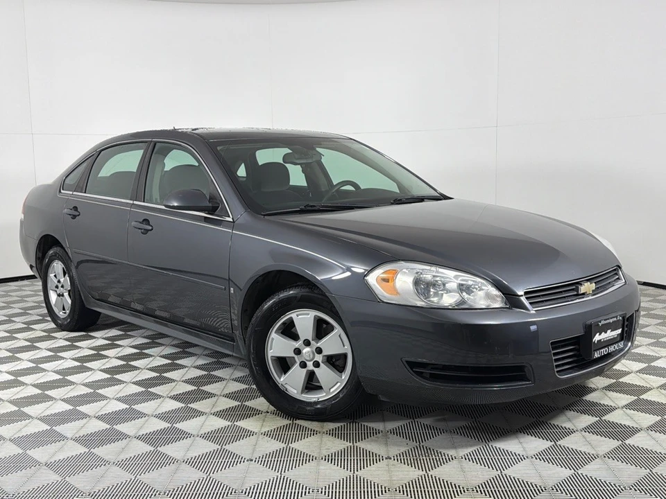 2010 Chevrolet Impala 9th Gen - Image 2 of 12