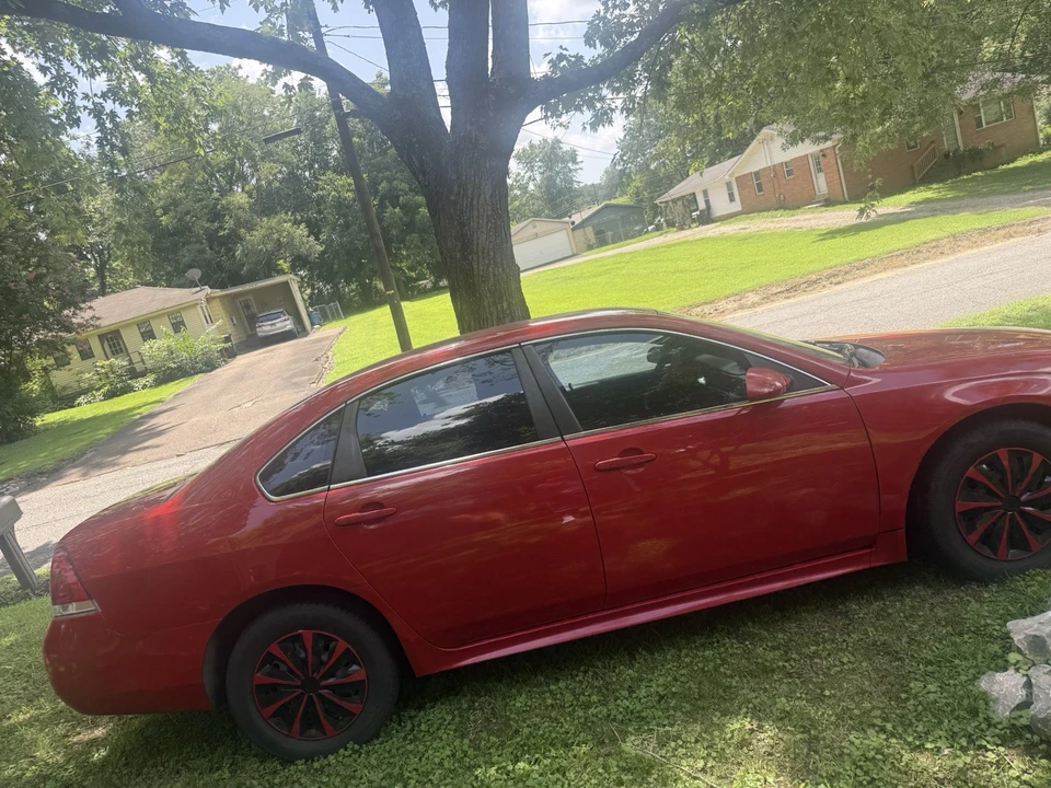 2010 Chevrolet Impala 9th Gen - Image 3 of 24