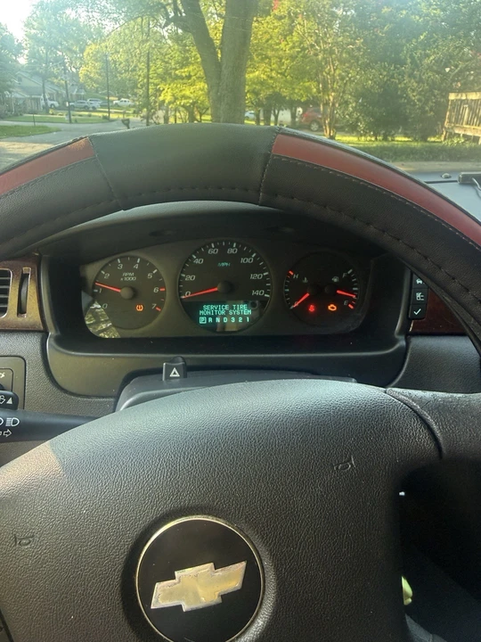 2010 Chevrolet Impala 9th Gen - Image 12 of 24