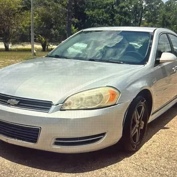 2010 Chevrolet Impala LS Sedan 4D