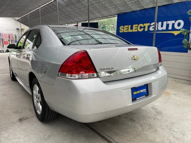 2010 Chevrolet Impala 9th Gen - Image 14 of 31