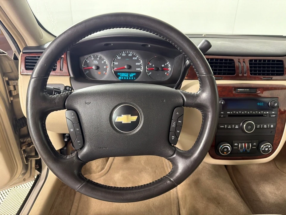 2010 Chevrolet Impala 9th Gen - Image 14 of 23