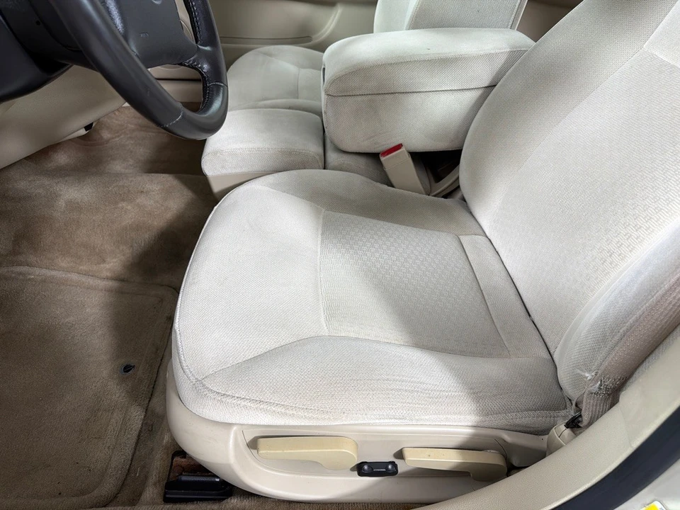 2010 Chevrolet Impala 9th Gen - Image 11 of 23