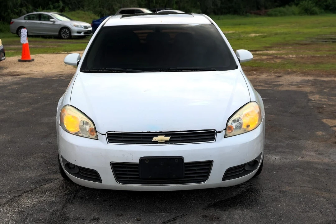 2010 Chevrolet Impala 9th Gen - Image 19 of 21