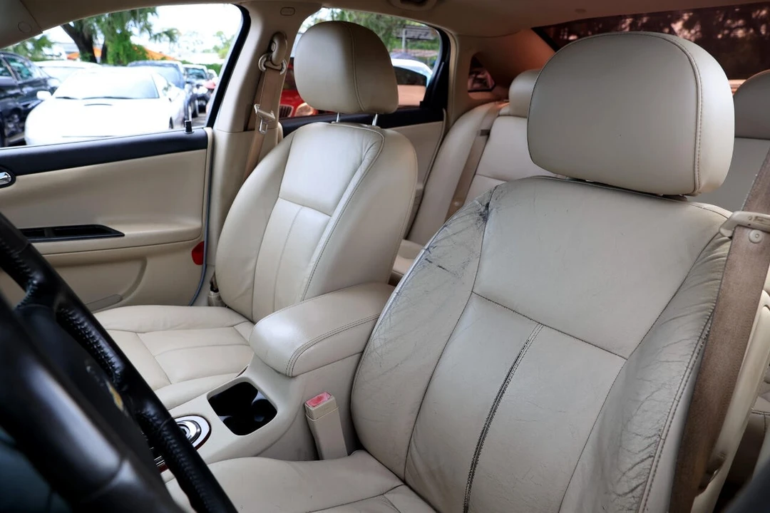 2010 Chevrolet Impala 9th Gen - Image 6 of 21
